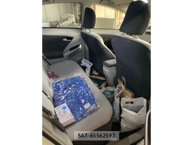 Toyota PRIUS 2011-01 7359392-21