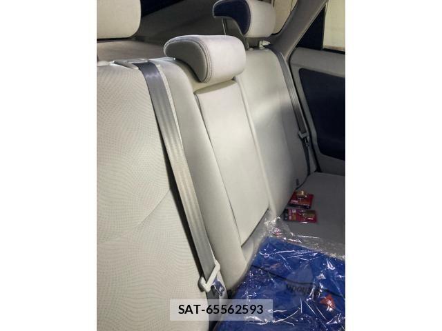 Toyota PRIUS 2011-01 7359392-22