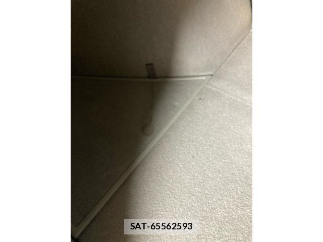 Toyota PRIUS 2011-01 7359392-23