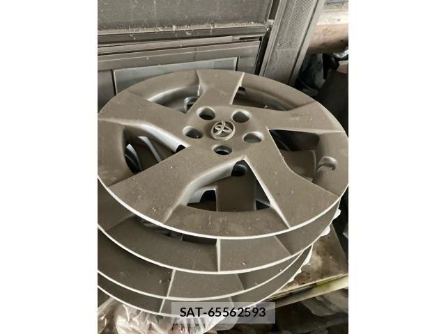 Toyota PRIUS 2011-01 7359392-7