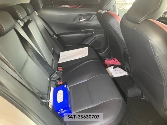 Toyota PRIUS 2023-10 7359331-11