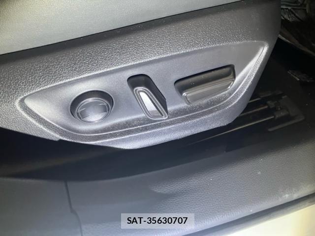 Toyota PRIUS 2023-10 7359331-15