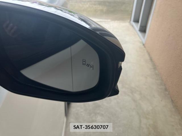 Toyota PRIUS 2023-10 7359331-18