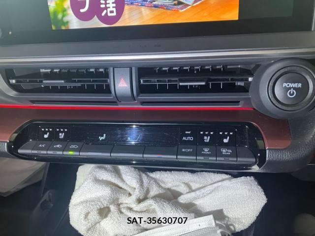 Toyota PRIUS 2023-10 7359331-25