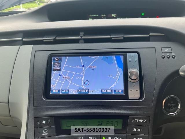 Toyota PRIUS 2011-10 7359398-22