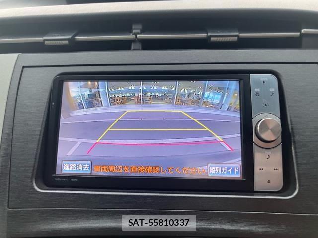 Toyota PRIUS 2011-10 7359398-24