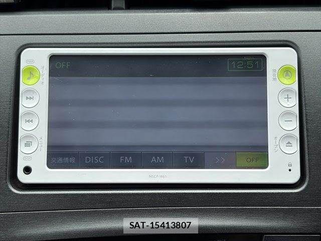 Toyota PRIUS 2011-10 7359390-4