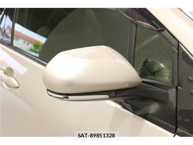 Toyota PRIUS 2019-11 7359342-20