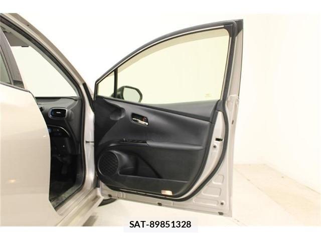 Toyota PRIUS 2019-11 7359342-28