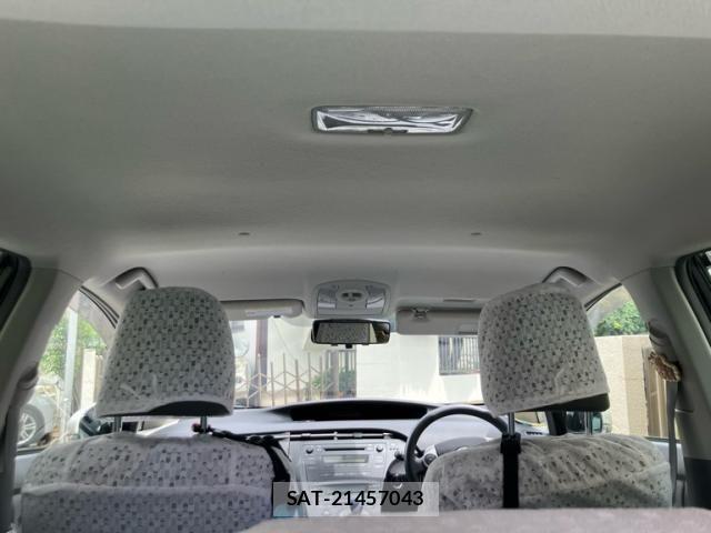 Toyota PRIUS 2011-06 7359400-11