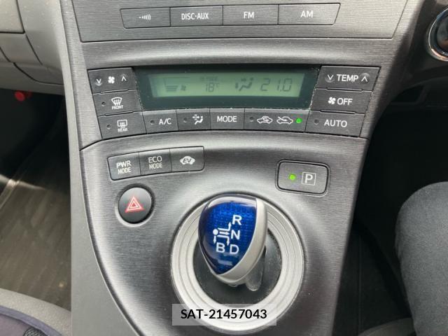 Toyota PRIUS 2011-06 7359400-19