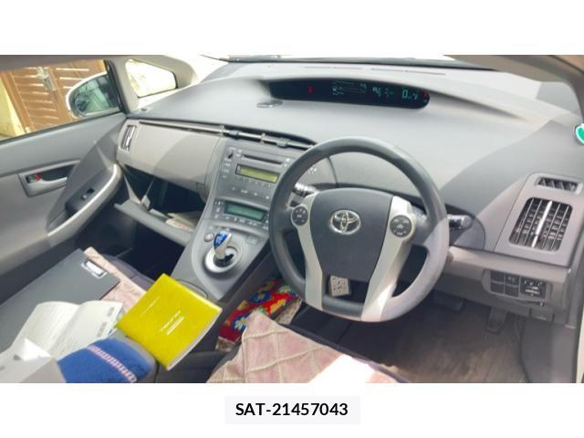 Toyota PRIUS 2011-06 7359400-21