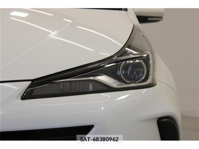 Toyota PRIUS 2019-10 7359361-15