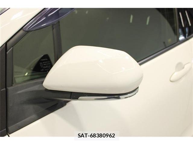 Toyota PRIUS 2019-10 7359361-20