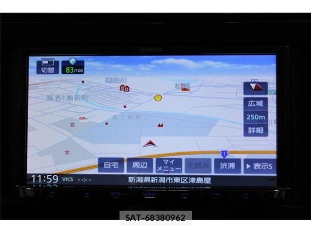 Toyota PRIUS 2019-10 7359361-2