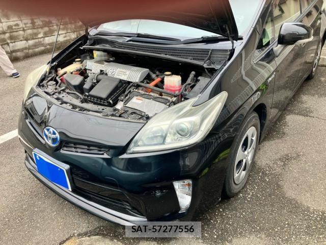 Toyota PRIUS 2012-07 7359401-1
