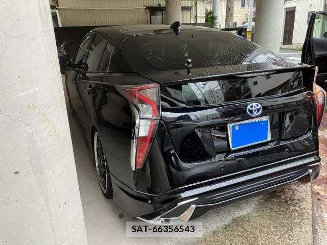 Toyota PRIUS 2016-02 7359377-3