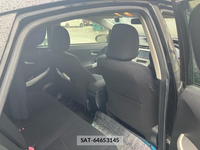 Toyota PRIUS 2014-07 7359402-21