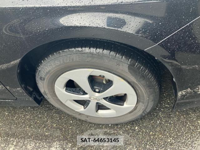 Toyota PRIUS 2014-07 7359402-4