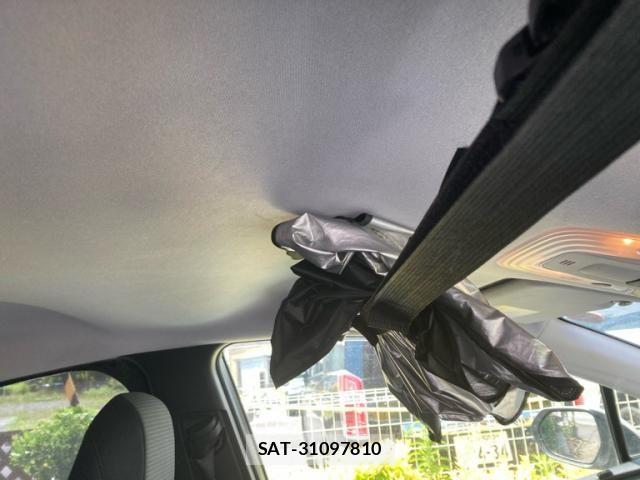 Toyota PRIUS 2016-03 7359376-15