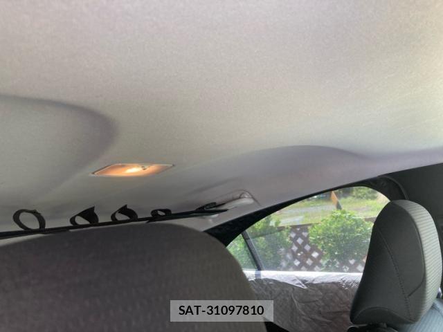 Toyota PRIUS 2016-03 7359376-16