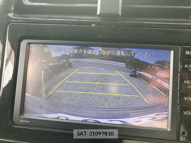 Toyota PRIUS 2016-03 7359376-21