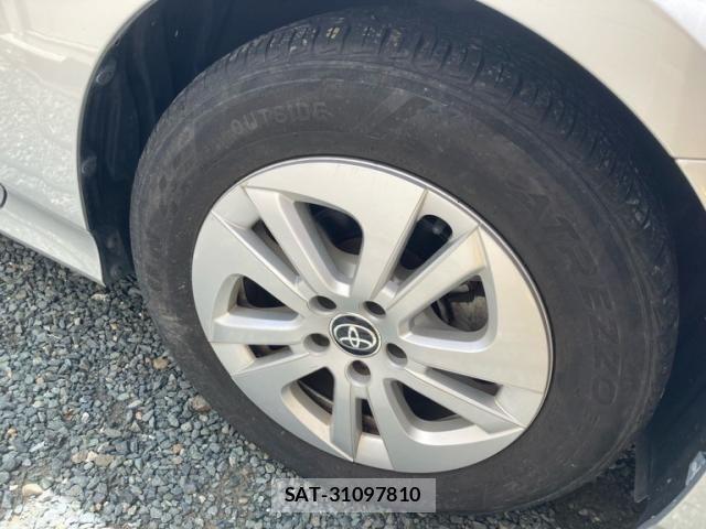 Toyota PRIUS 2016-03 7359376-4