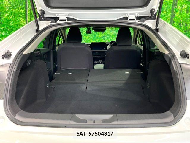 Toyota PRIUS 2024-08 7359332-11