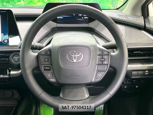 Toyota PRIUS 2024-08 7359332-12