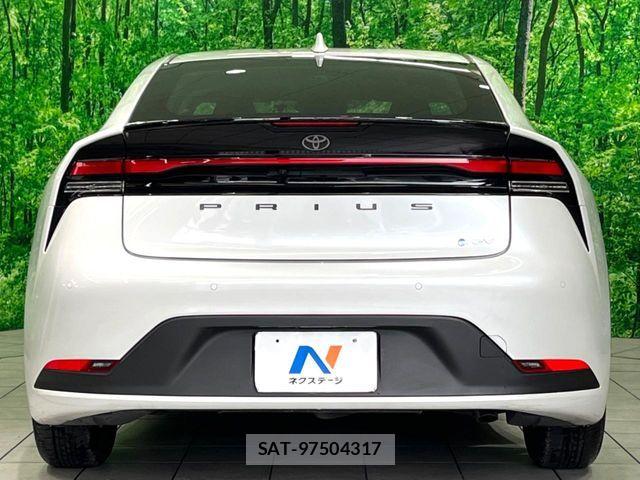 Toyota PRIUS 2024-08 7359332-16