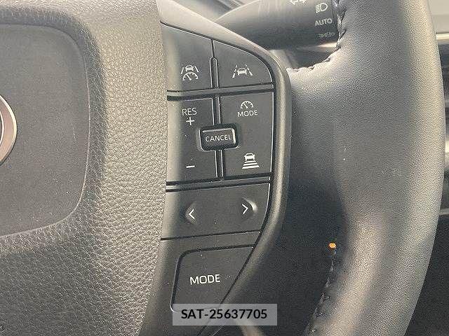 Toyota PRIUS 2023-04 7359330-9