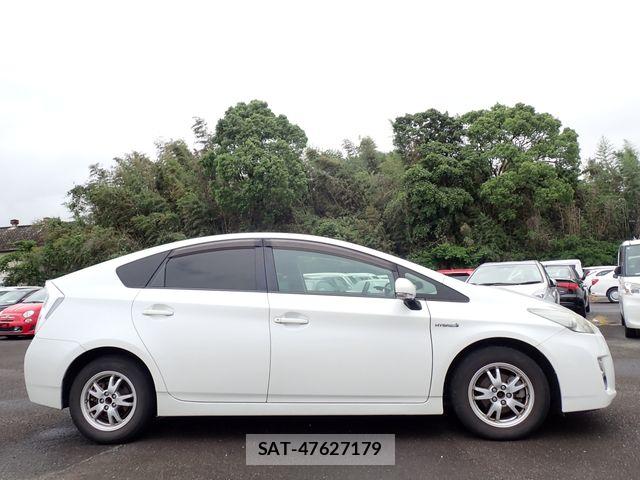 Toyota PRIUS 2009-09 7359315-4