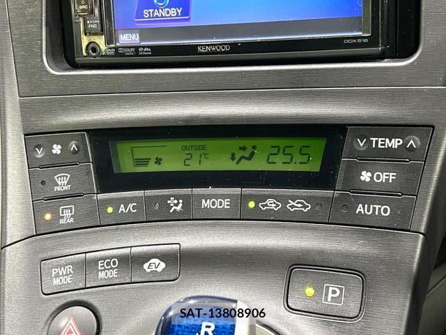 Toyota PRIUS 2011-12 7359379-4