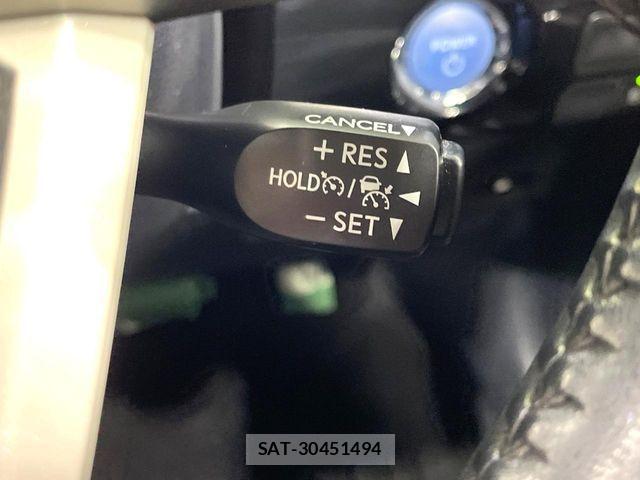 Toyota PRIUS 2017-01 7359338-8