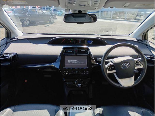 Toyota PRIUS 2016-06 7359343-9