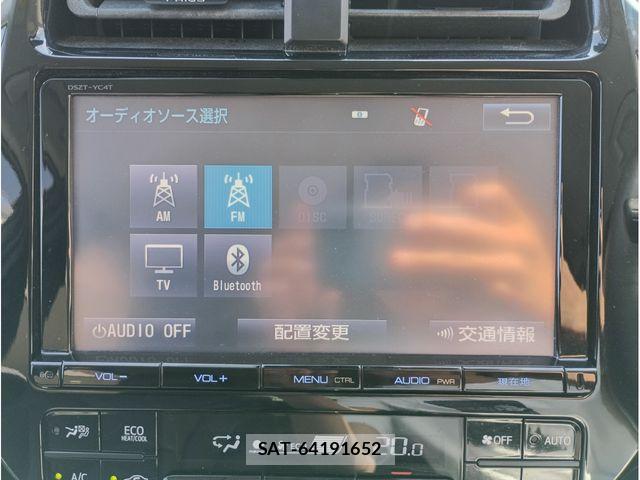 Toyota PRIUS 2016-06 7359343-12