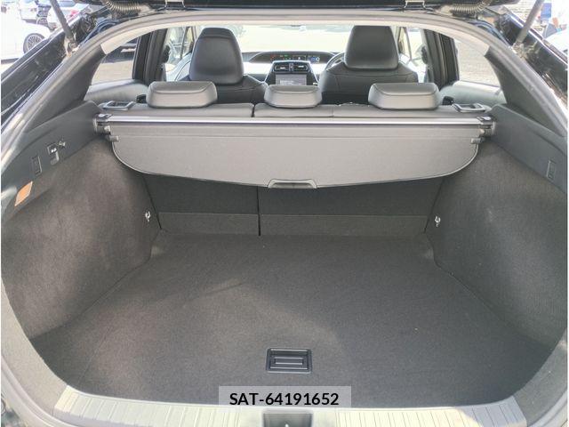 Toyota PRIUS 2016-06 7359343-18