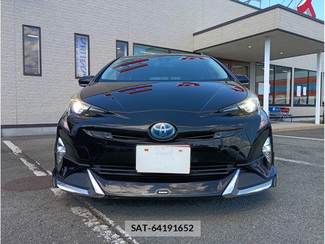 Toyota PRIUS 2016-06 7359343-1