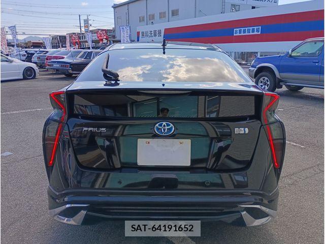 Toyota PRIUS 2016-06 7359343-5