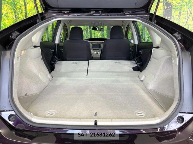 Toyota PRIUS 2015-06 7359372-9