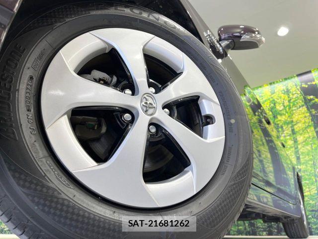 Toyota PRIUS 2015-06 7359372-12