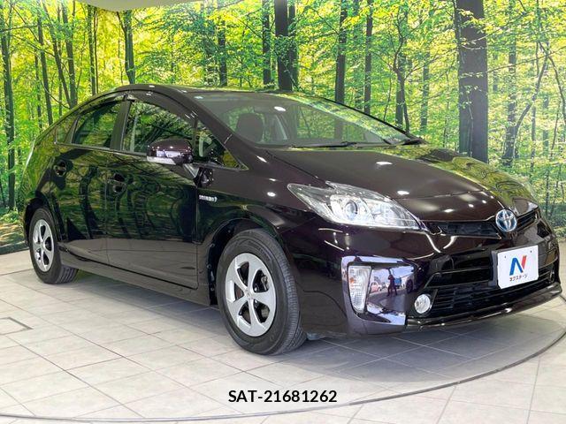 Toyota PRIUS 2015-06 7359372-15