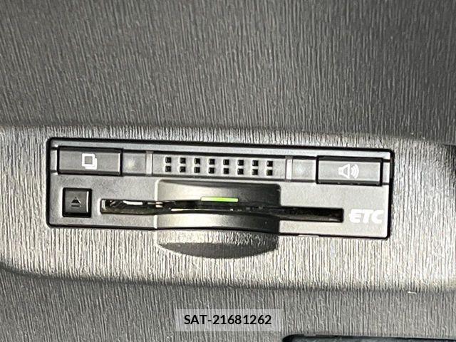 Toyota PRIUS 2015-06 7359372-4