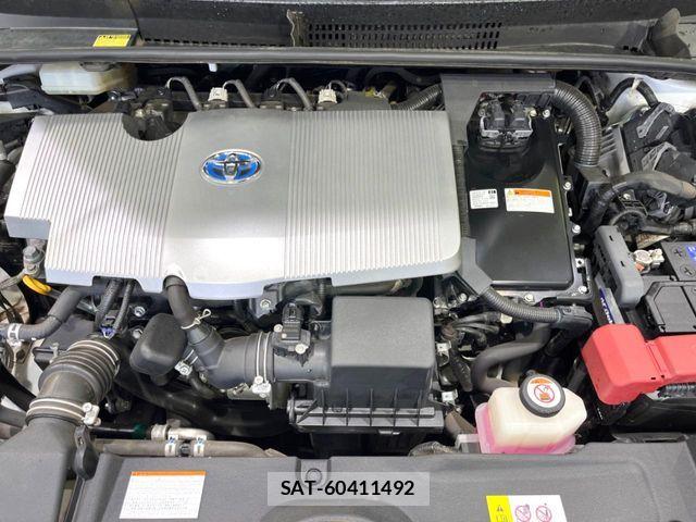 Toyota PRIUS 2016-06 7359370-17