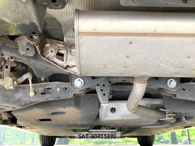 Toyota PRIUS 2016-06 7359370-18