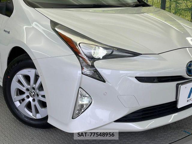 Toyota PRIUS 2018-10 7359345-12
