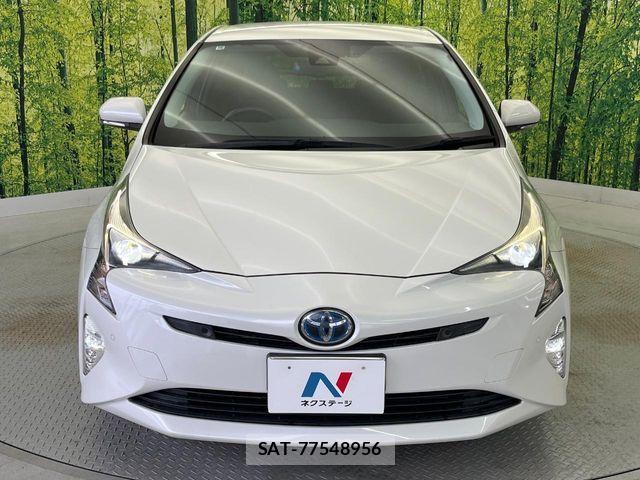Toyota PRIUS 2018-10 7359345-14