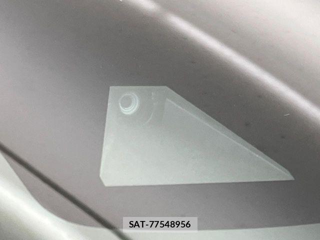 Toyota PRIUS 2018-10 7359345-4