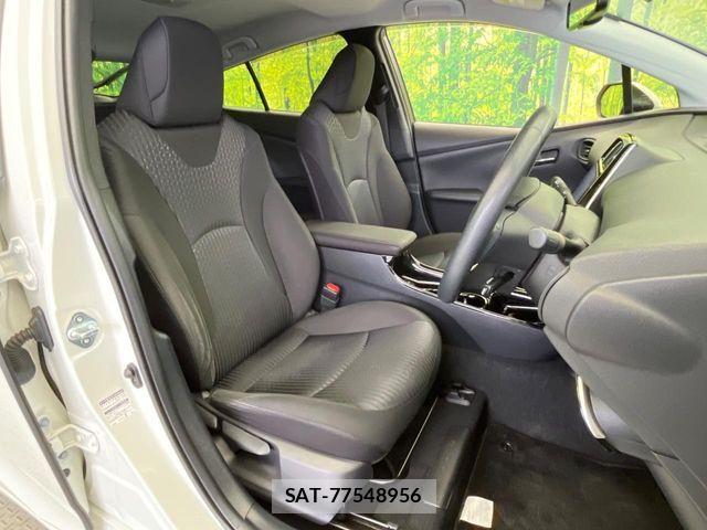 Toyota PRIUS 2018-10 7359345-8