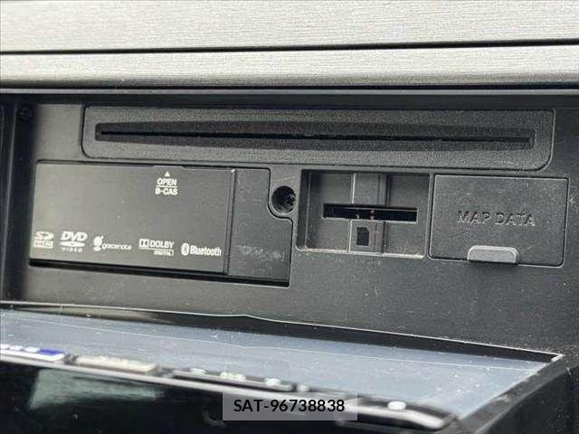 Toyota PRIUS 2012-08 7359385-22